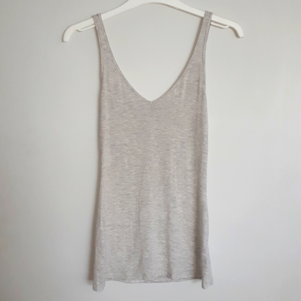 👽3/$25👽 Old Navy light grey tank